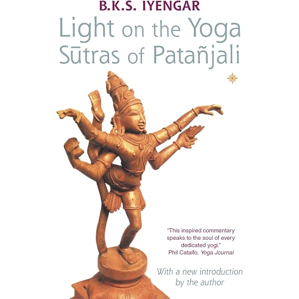 The Art of Yoga BKS Iyengar ヨガ書籍 The Art of Yoga: B.K.S. IYENGAR: 9780007227662: Amazon.com: Books